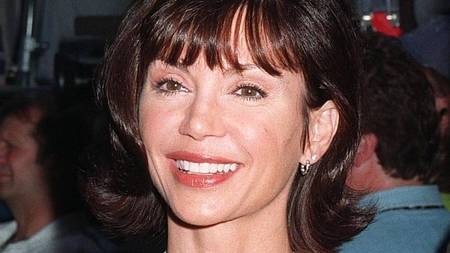 Víte, co dnes dělá Pamela Ewingová z Dallasu? Victoria Principal loni řešila požár