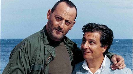 Korsický případ: Bláznivá francouzská jízda, kde ani Jean Reno nemá situaci pod kontrolou