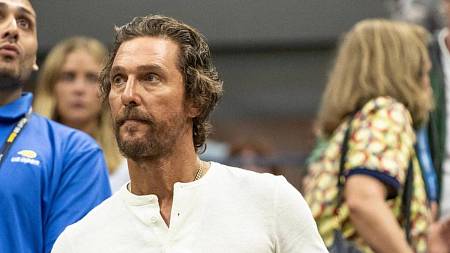 Matthew McConaughey v životní roli: Na světě je trailer jeho nového moderního westernu