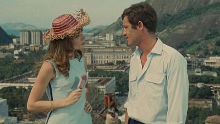 Naprostá letní pohodová klasika. Pondělní večer v Belmondo stylu