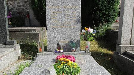 Všichni Češi znají jeho tvář, ale málokdo si vybaví jméno. Zapomenutý herec odešel ze světa dobrovolně