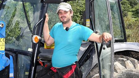 Farmář hledá ženu: Plánuje Zdeněk rodinu nechat žít v teepee a vařit v kotlíku? Farmář hledá ženu: Plánuje Zdeněk rodinu nechat žít v teepee a vařit v kotlíku?