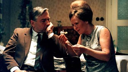 Retro kvíz: Legendární Pelíšky. Pamětníci dají 10 z 10 levou zadní