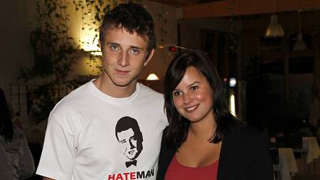17 let staré záběry Matěje, Terezy, Lumíra a dalších. Pojďte se na ně podívat 17 let staré záběry Matěje, Terezy, Lumíra a dalších. Pojďte se na ně podívat