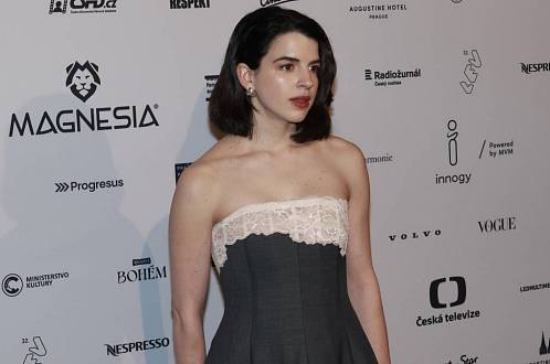 Mladá vnučka Miloše Formana Antonie má talent a starou duši