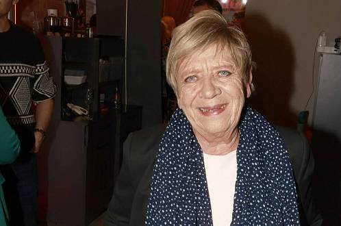 Ulice: Vypadá to, že se babička Vilma zastaví jenom na skok