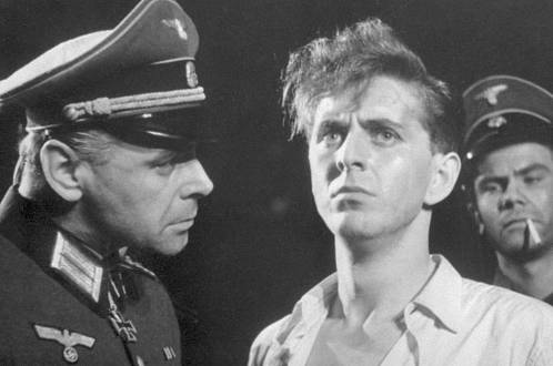 Milovala ho Jirásková, Švorcová i Obermaierová, přišel ale tragický konec. Co stálo za předčasnou smrtí herce Jiřího Valy?