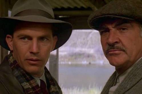 Tajemství natáčení Neúplatných. Costner se stal mezinárodní hvězdou, De Niro kvůli roli přibral 14 kilo a nosil hedvábné prádlo