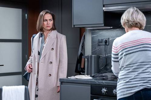 Dnes v Ulici: Blanka nasazuje Kristýně brouky do hlavy a Vanda o sobě znovu pochybuje