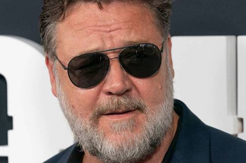 Russell Crowe pracuje na životní roli. Den po dni se mění v legendárního bojovníka. Film má být komerční trhák století
