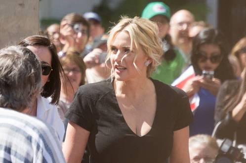 Nákaza: Katastrofa se řítí na celý svět. Kate Winslet jako bezmocná zachránkyně