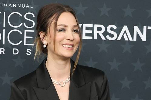 Penny z Teorie velkého třesku bude brzy maminkou. Kaley Cuoco se ukázala s obřím břichem