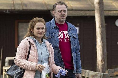 Polabí: Ivan se vrací do rodiny a hned kuje pikle. Miloš kvůli němu riskuje víc, než tuší