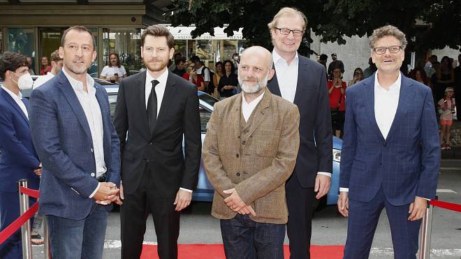 Dnes večer na vlastní oči: Jak daleko zajdou muži, když je život přestane bavit