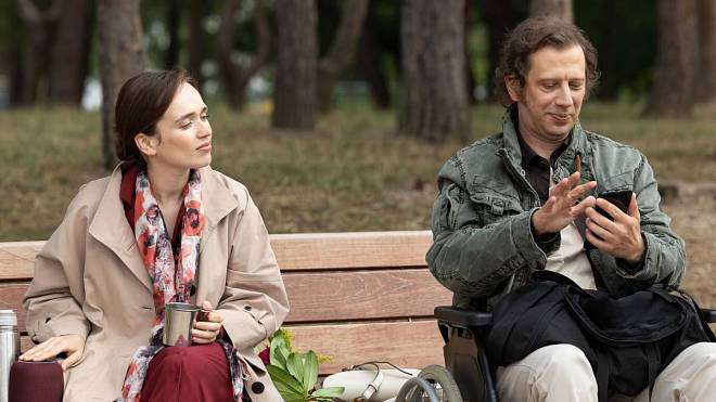 V pondělní Ulici: Nehoda na rande, za kterou by se Lukáš nejradši do země propadl