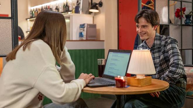 Ulice: Nastalá situace hraje zamilovanému Markovi do karet, říká představitel