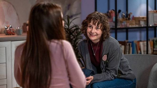 Ulice: Kristýna se hrne do trojky a diváci jsou znechucení