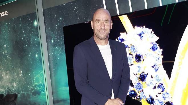 Budete překvapeni, jak bydlí fotbalista Jan Koller: Nastěhoval se do roubenky, kterou postavili za pouhé tři týdny