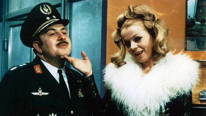 Kvíz, který vám srazí sebevědomí. 3 z 5 Čechů selžou na otázkách o hercích, které „přece zná každý”