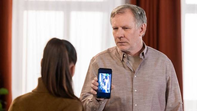 Ulice: Evžen dostává šokující e-mail a v hledáčku Adriany je teď Kokešová