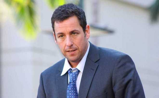 Adam Sandler hvězdou Netflixu: Diváci jeho filmy sledovali 2 miliardy hodin Adam Sandler hvězdou Netflixu: Diváci jeho filmy sledovali 2 miliardy hodin