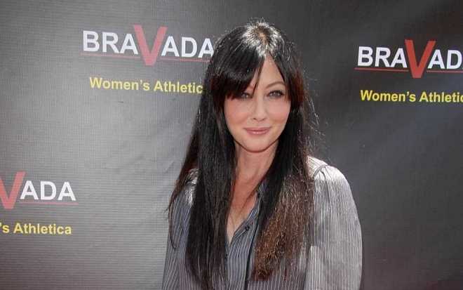 Jak dnes žije Brenda z Beverly Hills 90210? Vyhazov ze seriálu, dva rozvody a boj s rakovinou Jak dnes žije Brenda z Beverly Hills 90210? Vyhazov ze seriálu, dva rozvody a boj s rakovinou