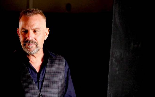 Oslavujeme čtvrt století od zaplavení Země aneb Kevin Costner natočil jeden z nejdražších akčňáků Oslavujeme čtvrt století od zaplavení Země aneb Kevin Costner natočil jeden z nejdražších akčňáků