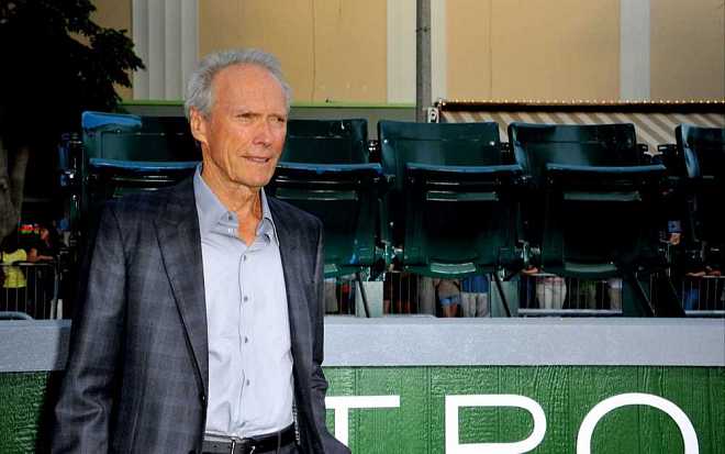 Clint Eastwood se ve svých devadesáti letech už zase nudí, a tak začal pracovat na dalším projektu Clint Eastwood se ve svých devadesáti letech už zase nudí, a tak začal pracovat na dalším projektu