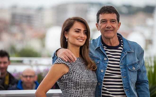 Antonio Banderas oslavil 60. Čemu se dnes věnuje herec, který právě bojuje s koronavirem? Antonio Banderas oslavil 60. Čemu se dnes věnuje herec, který právě bojuje s koronavirem?