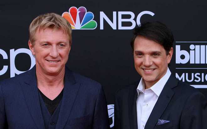 Dospělácký Karate Kid: Seriál Cobra Kai rozpoutá staré vášně Dospělácký Karate Kid: Seriál Cobra Kai rozpoutá staré vášně