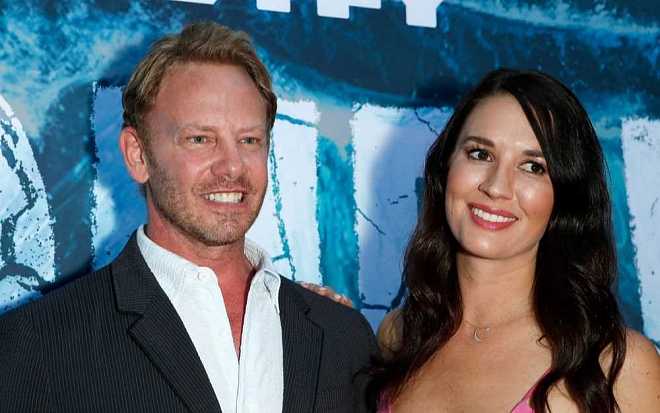 Svůdník Steve z Beverly Hills 90210 se po skončení seriálu jako herec neuchytil, raději se vrhl na striptýz Svůdník Steve z Beverly Hills 90210 se po skončení seriálu jako herec neuchytil, raději se vrhl na striptýz