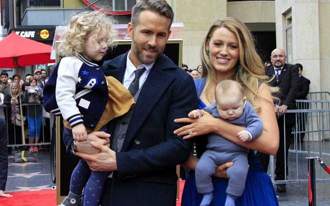 Ryan Reynolds si sype popel na hlavu kvůli svatbě na bývalé otrokářské plantáži. Podpořil iniciativu pro afroameričany Ryan Reynolds si sype popel na hlavu kvůli svatbě na bývalé otrokářské plantáži. Podpořil iniciativu pro afroameričany