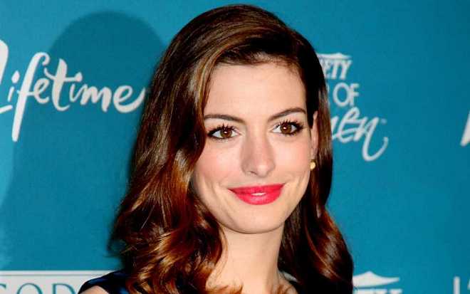 Z něžné princezny zlou kouzelnicí, Anne Hathaway ve snímku Čarodějnice již brzy na HBO Max Z něžné princezny zlou kouzelnicí, Anne Hathaway ve snímku Čarodějnice již brzy na HBO Max