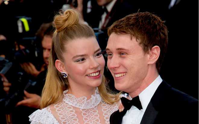 Anya Taylor-Joy z oblíbeného seriálu Dámský gambit míří hodně vysoko. Co o ní ještě nevíte a jaké filmy pro nás chystá Anya Taylor-Joy z oblíbeného seriálu Dámský gambit míří hodně vysoko. Co o ní ještě nevíte a jaké filmy pro nás chystá